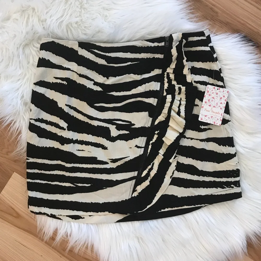 FREE PEOPLE Zebra Ruffle Babe Mini Skirt - Picture 1 of 11